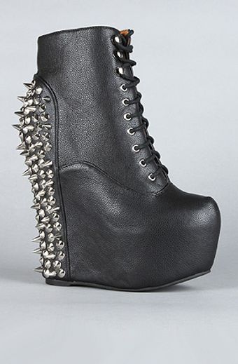  The Spike Damsel Shoe in Black and Silver 