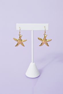 Nasty Gal Starfish Earrings - Lyst