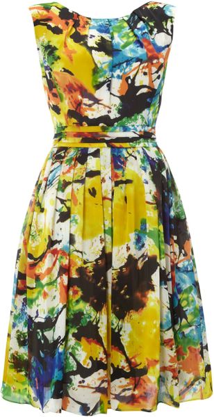 http://cdna.lystit.com/photos/2012/04/21/ellen-tracy-multi-coloured-tropical-print-dress-product-1-3331699-548395117_large_flex.jpeg