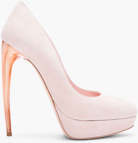 Alexander Mcqueen Pale Pink Suede Pumps in Pink - Lyst
