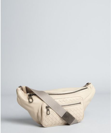 Bottega Veneta Stone Intrecciato Leather Belt Bag in Beige - Lyst