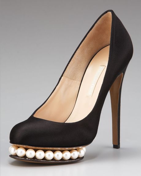 Nicholas Kirkwood Pearlplatform Satin Pump in Black (black white) - Lyst