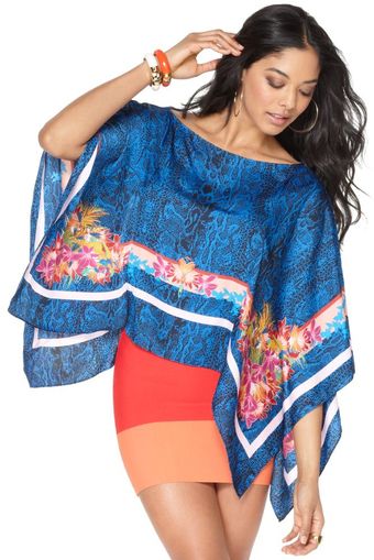  Boatneck Short Sleeve Python Floral Printed Poncho 