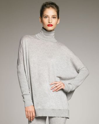  Oversize Cashmere Turtleneck 