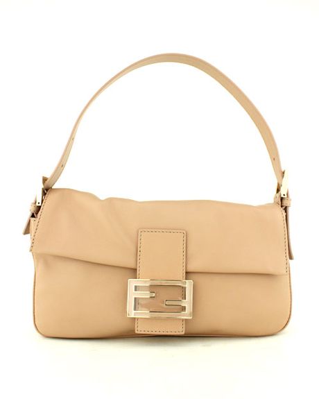 Fendi Powder Baguette in Beige (powder) - Lyst