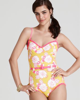  Wheres My Tou Can Ruffled Underwire Maillot 