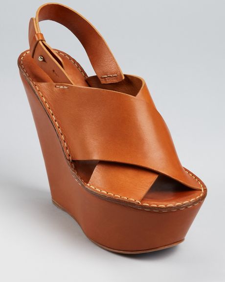 Chloé Tuscon Wedges in Brown (khaki brown) - Lyst