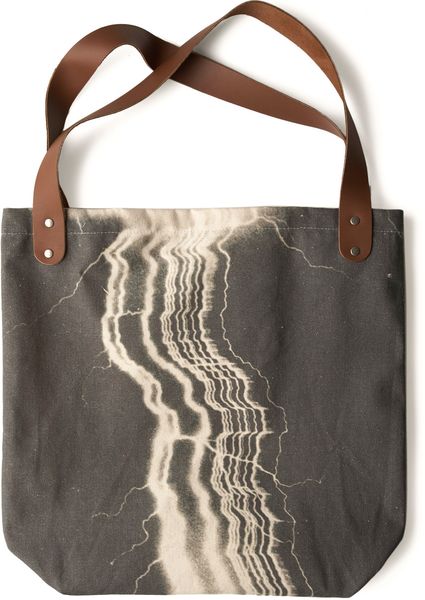 Modcloth Sunday Market Tote in Lightning in Gray - Lyst