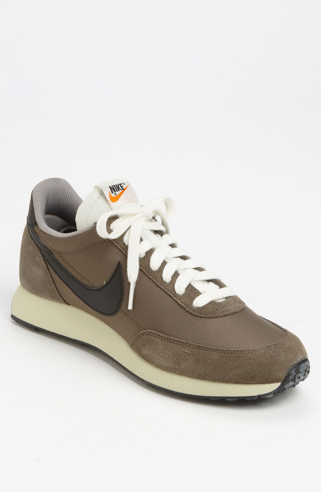 men olive green nike shoes