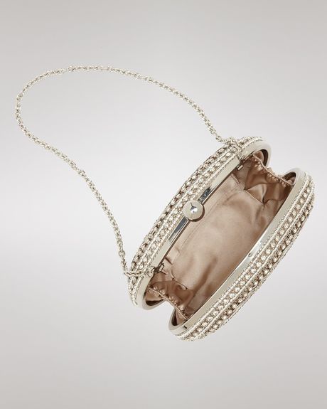 sandra roberts clutch