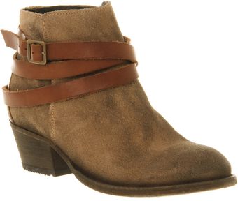  Horrigan Beige Suede Smu 