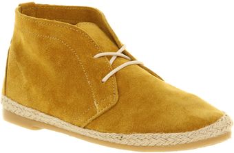  Navigate Mustard Suede 