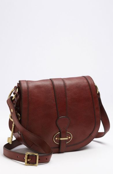 Fossil Vintage Reissue Flap Crossbody Bag in Brown (russet brown)