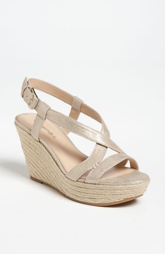  Wendy Sandal 