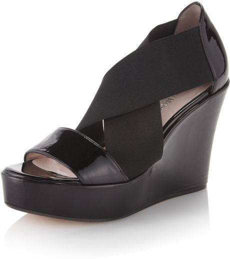 Taryn Rose Sawyer Stretchpatent Leather Platform Wedge in Black (black pate) - Lyst