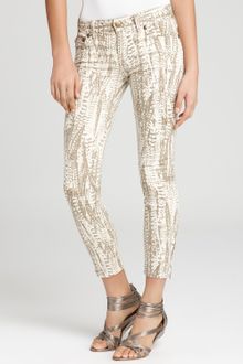 Free People Skinny Jeans Feather Printed in Cream Comb - Lyst
