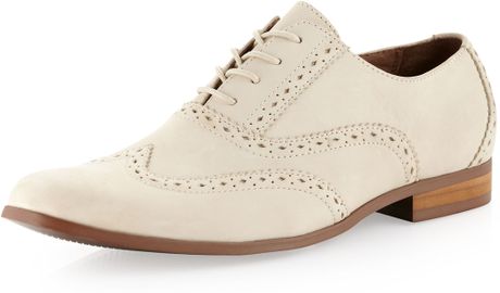 penguin wingtip shoes