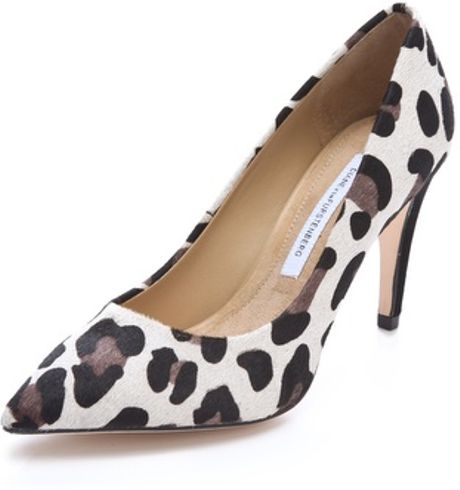 Diane Von Furstenberg Anette Snow Leopard Pumps in Animal (leopard) - Lyst
