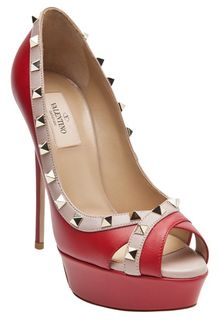 Valentino Rock Stud Pump - Lyst