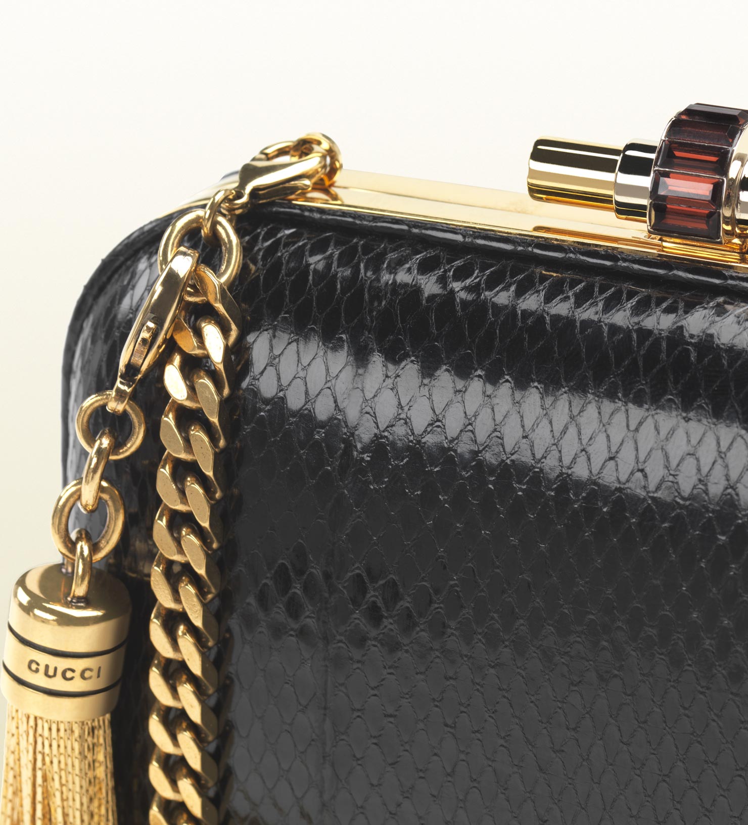 Gucci Broadway Tassel Chain Leather Evening Bag in Black | Lyst