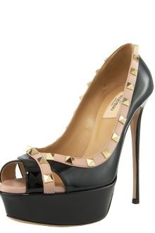 Valentino Rockstud Platform Pump, Black/poudre - Lyst
