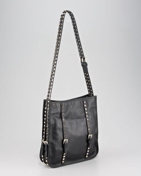 Valentino Rockstud Hobo Small in Black (poudre) - Lyst