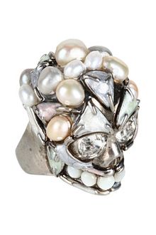 Alexander McQueen Pearl Skull Ring - Lyst