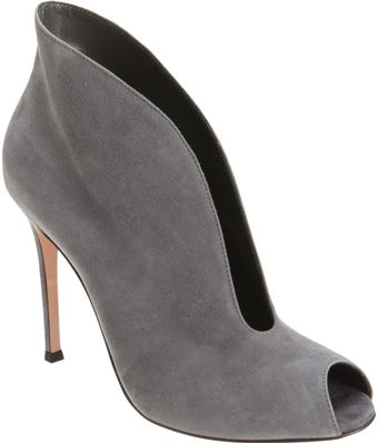 Gianvito Rossi Winged Pump - Lyst
