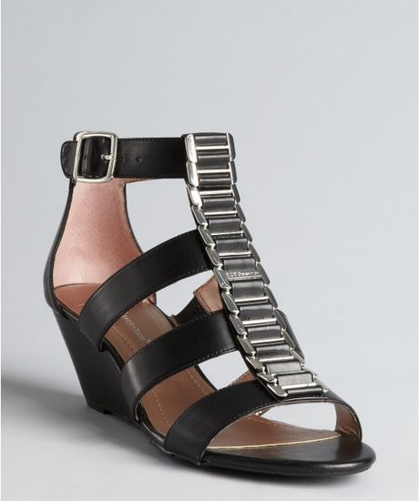 bcbgeneration black wedges