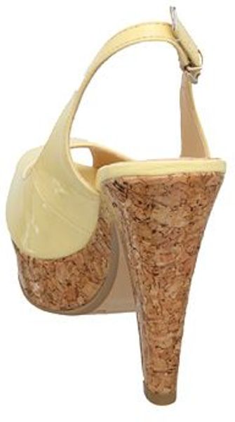 dune yellow heels
