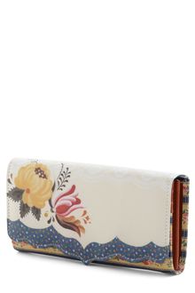 ModCloth Bouquet Browsing Wallet - Lyst