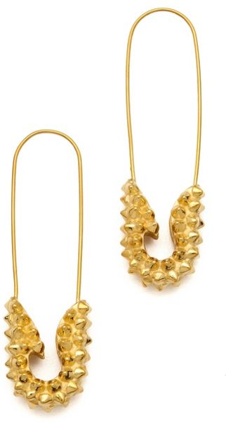 Tom Binns Punk Pave Short Safety Pin Earrings in Gold - Lyst