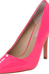 Steve Madden Intrude Pump