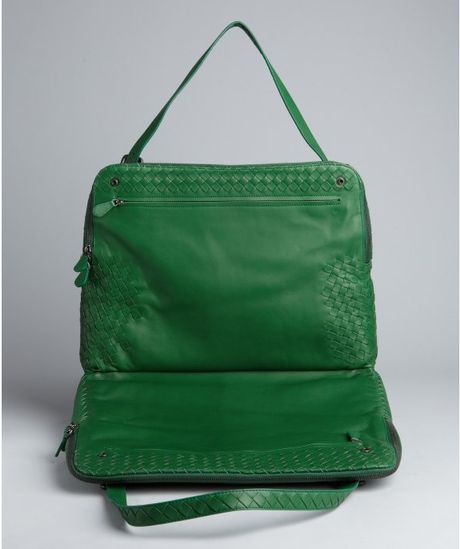Bottega Veneta Irish Green Intrecciato Leather Double Compartment Bag in Green | Lyst