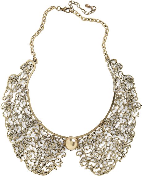 Modcloth An Ornate Fate Collar Necklace in Gold - Lyst