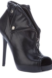 Alexander Mcqueen Archive Zipped Ankle Booties - Lyst