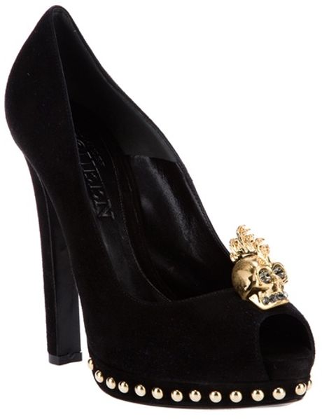 Alexander Mcqueen Skull Pump in Black - Lyst
