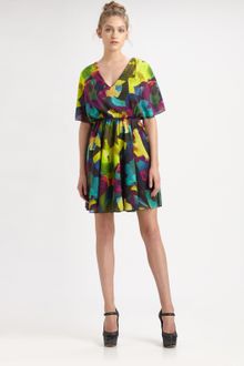 Alice + Olivia Kyra Abstract Print Dolman Dress - Lyst