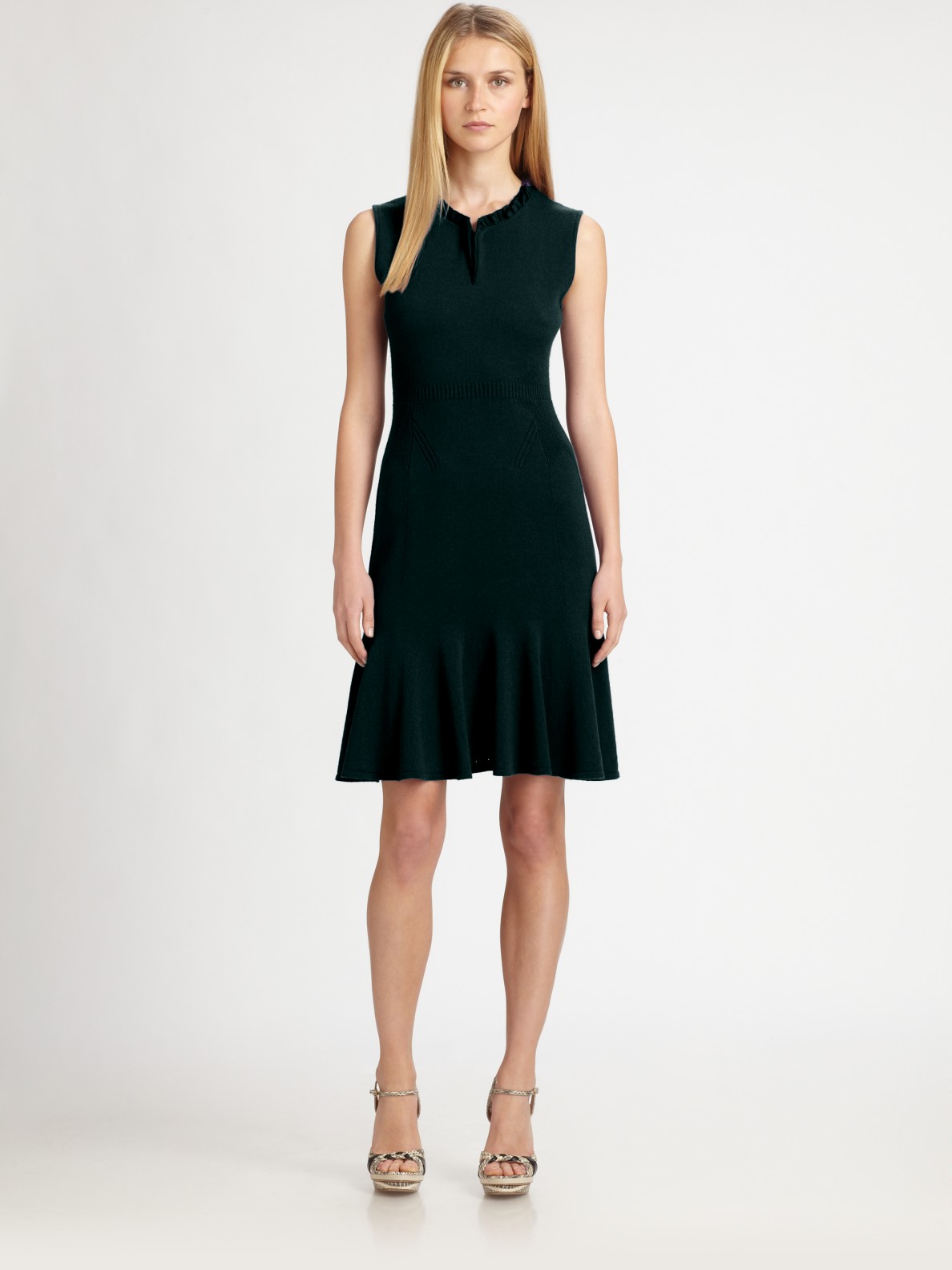 Elie Tahari Monica Sleeveless Cashmere Dress in Black | Lyst