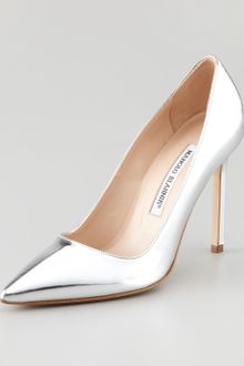 Manolo Blahnik Bb Pointtoe Metallic Pump Silver - Lyst
