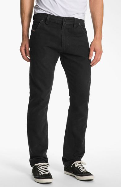 Tapering Jeans Leg