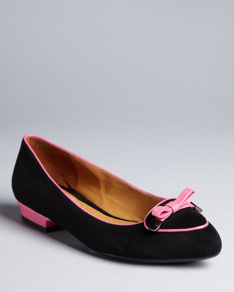 Isaac Mizrahi Pointed Toe Flats Deborah in Black (black pink) - Lyst