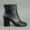 Maison Martin Margiela Leather Ankle Boots in Black - Lyst