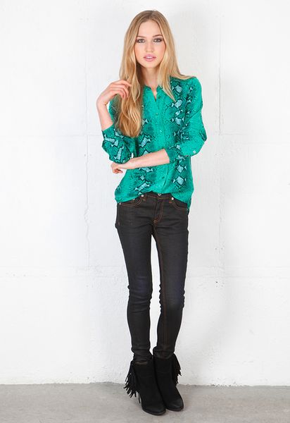 Equipment Brett Python Blouse in Green (emerald) - Lyst