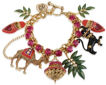 Betsey Johnson Gold Tone Camel and Cat Multicharm Toggle Bracelet - Lyst
