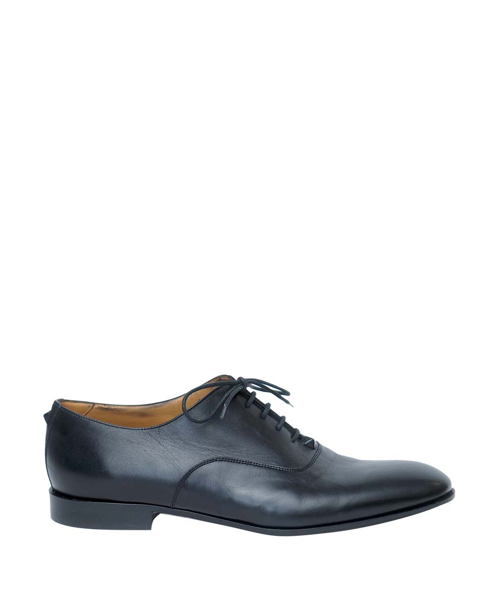 valentino oxford shoes valentino studded oxford shoes in black for lyst valentino oxford shoes valentino studded oxford shoes in black for lyst