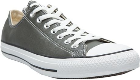 grey low cut converse