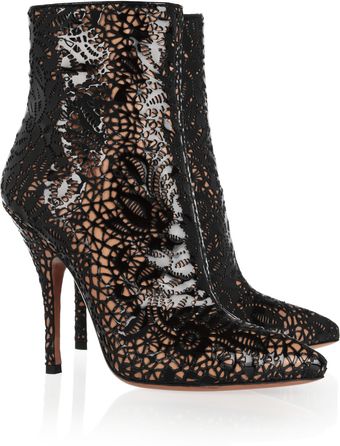 Alaïa Laser Cut Patent Leather Boots - Lyst