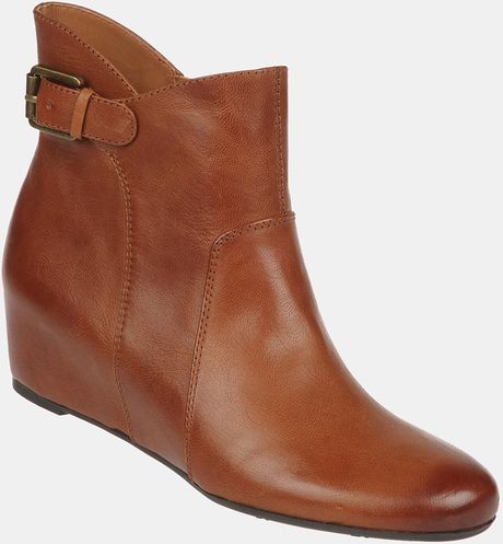 franco sarto short boots