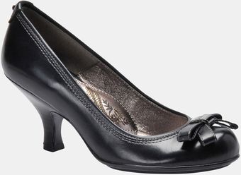 Söfft Vivian Kitten Heel Pump - Lyst